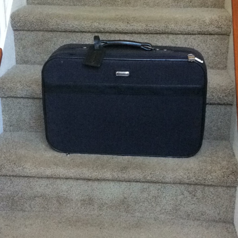 Piece of jaguar luggage - Picture 1 of 8